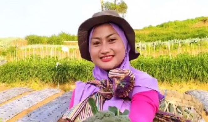 Bagikan Momen Keseharian