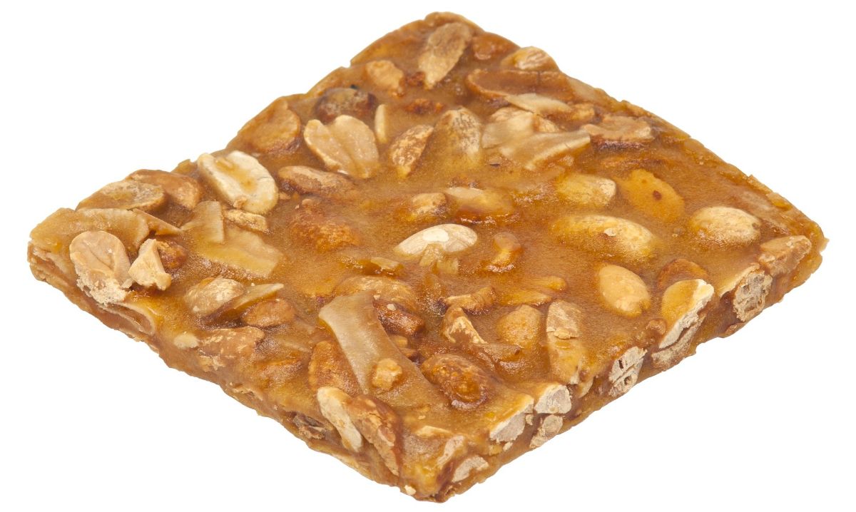 Peanut Brittle Recipe Homemade with 3 Best Sweet Variants
