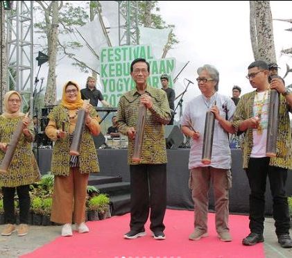 Mengusung Tema 