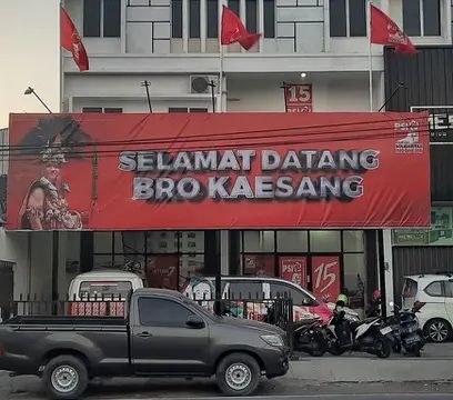 Mengungkap Makna Kemeja Kotak-Kotak Kaesang Pangarep saat Jadi Ketum PSI