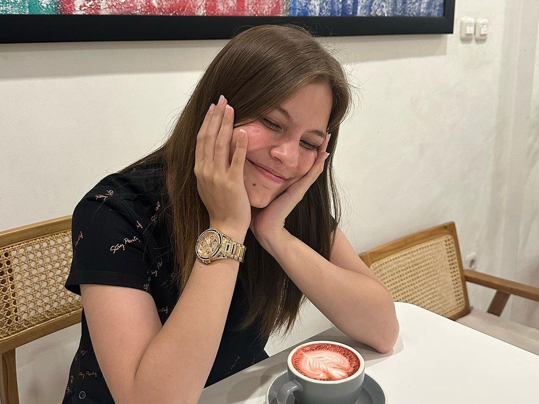 Potret Sosok Sebenarnya Seleb TikTok Andrea Henriette, Bule Jawa yang Kuasai 17 Bahasa
