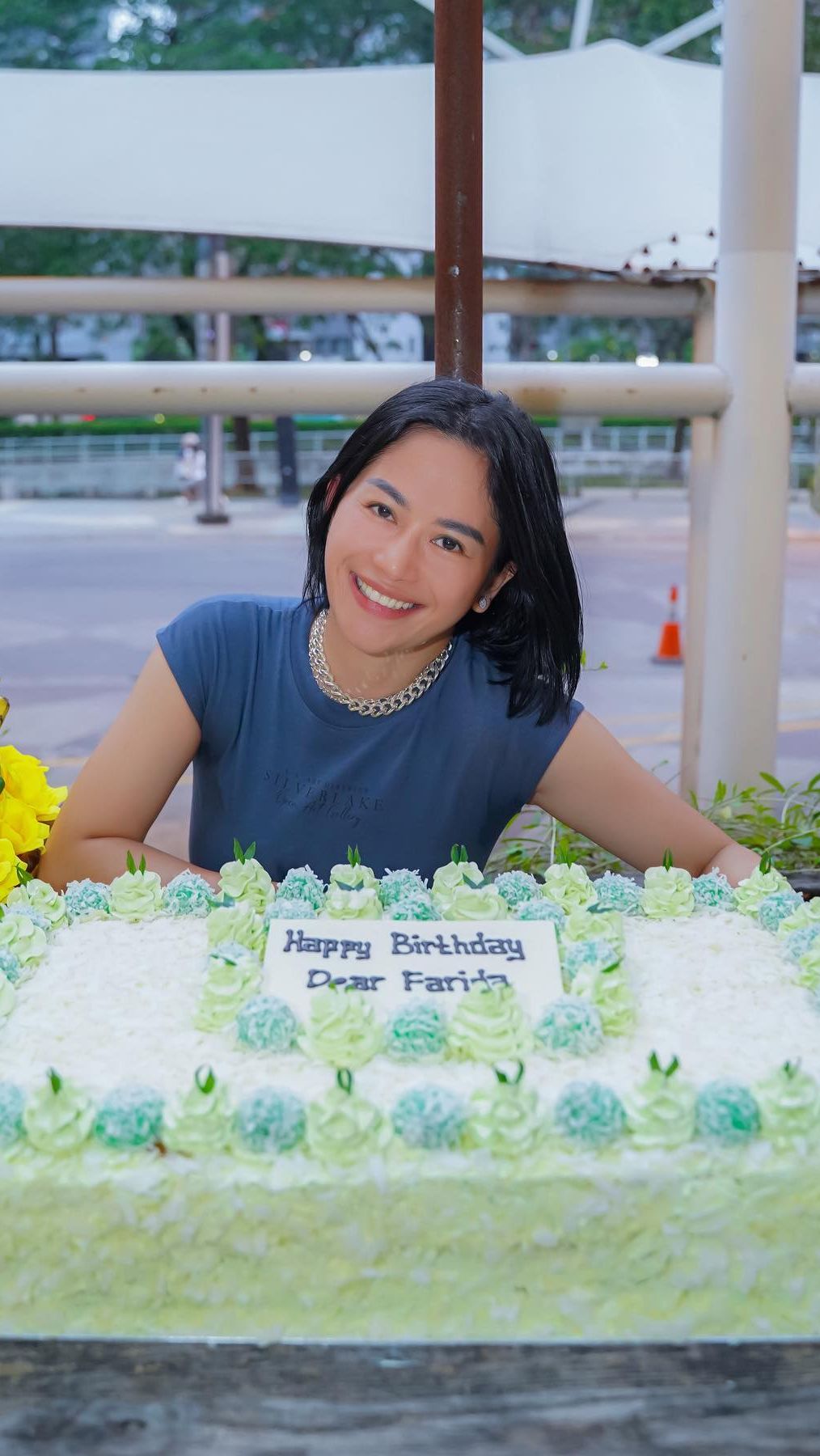 Sumber 'Pabrik Duit' Farida Nurhan, Food Vlogger yang Kini Viral Imbas Sebar Data Pribadi Codeblue!