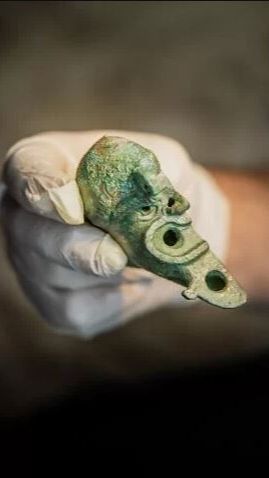 Lampu Minyak Berbentuk Aneh Berusia 2.000 Tahun Ditemukan di Rute Peziarah Yahudi, Arkeolog Ungkap Fungsinya