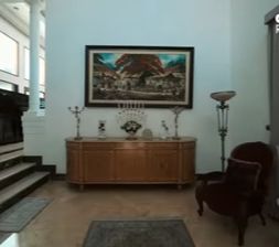 10 Potret Rumah Mewah Pengacara Hotma Sitompul yang Luasnya 3000 Meter Persegi, Pelihara Arwana Capai Rp250 Juta