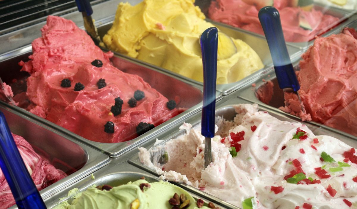 1. Es Krim<br>
