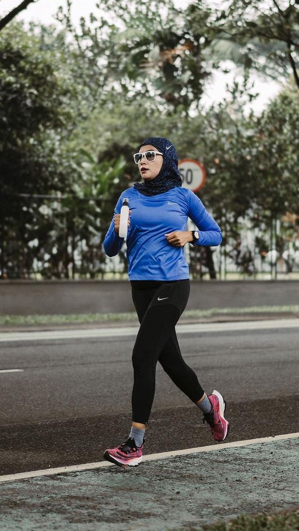 Adu Gaya Para Artis Cantik Ikut Lomba Lari di Dalam sampai Luar Negeri, Siapa Paling Kece?