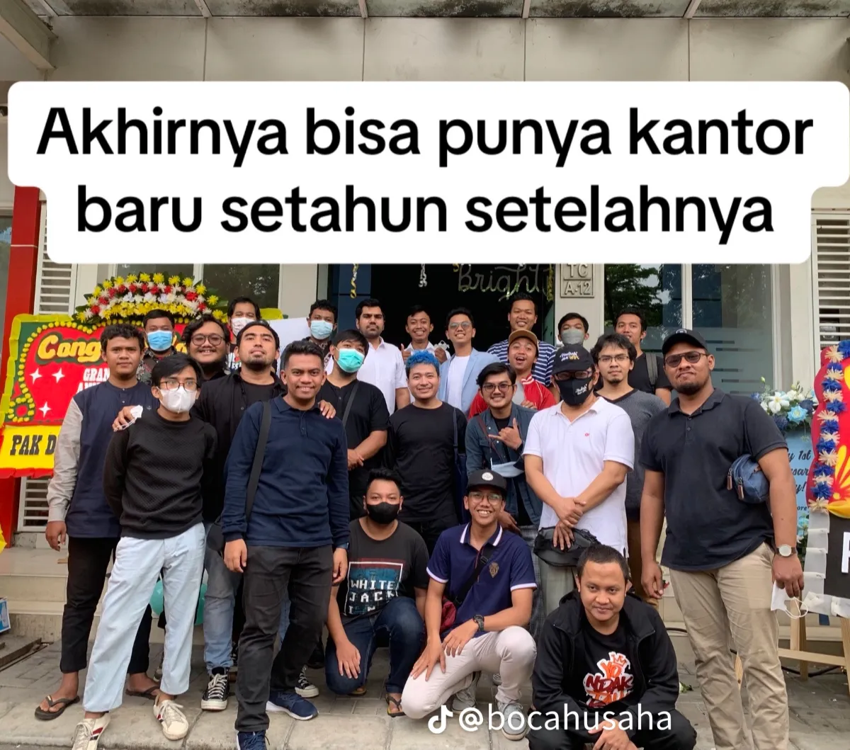 Awalnya Cuma Jualan Piscok di Pinggir Jalan, Laki-Laki Ini Berhasil Punya Rumah Rp 5 Miliar di Usia 23 Tahun