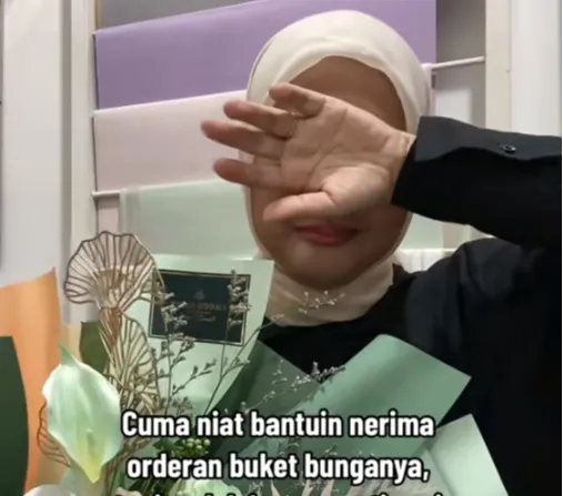 Niat Memuaskan Pembeli, Pengusaha Bouquet Malah Tekor Karena Salah Beli Model iPhone