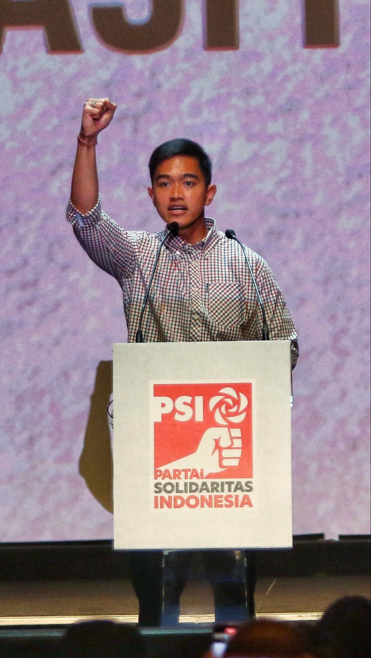 Hingga Kaesang Ikut Menyusul