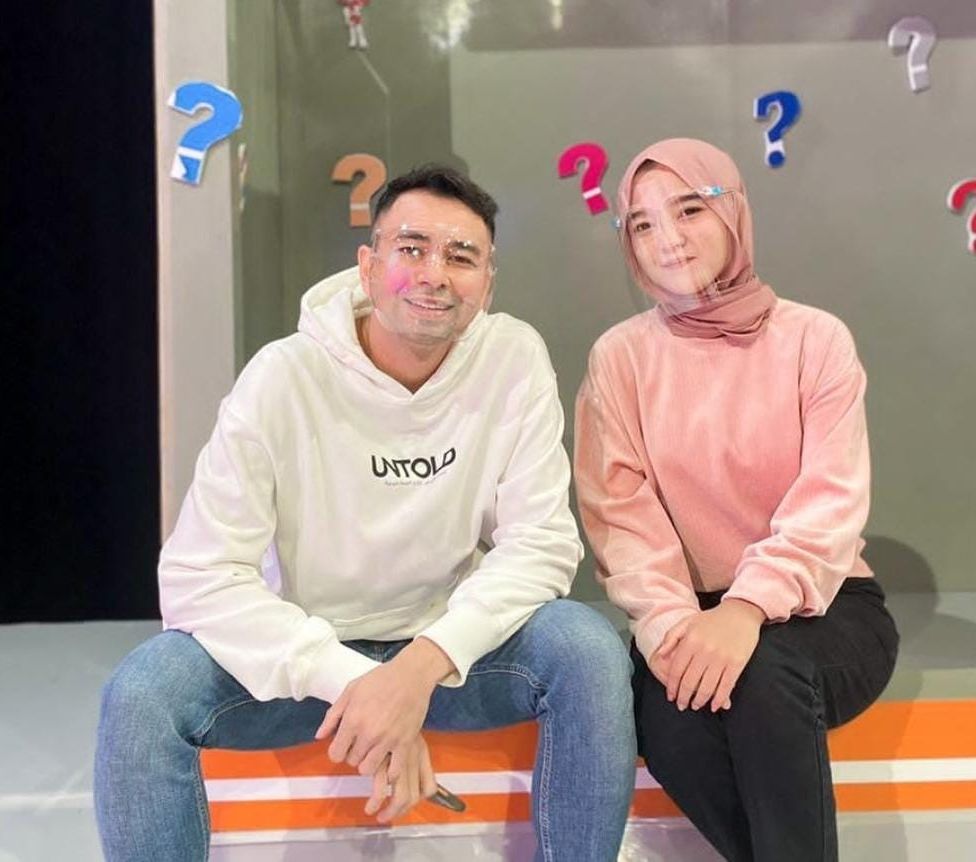 Dimas Ahmad Unggah Foto Bareng dengan Dania Aulia Wanita yang Viralkan Waktu Jualan Bakso Jadi Sorotan, Netizen 'Cocok'