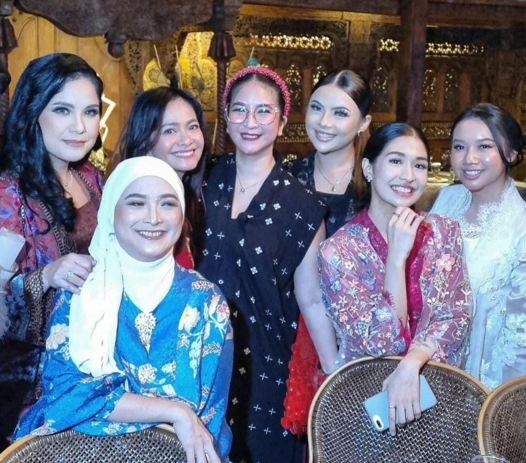 Potret Reuni Gadis Sampul Bertabur Artis Cantik, Ada Krisdayanti Sampai Desy Ratnasari