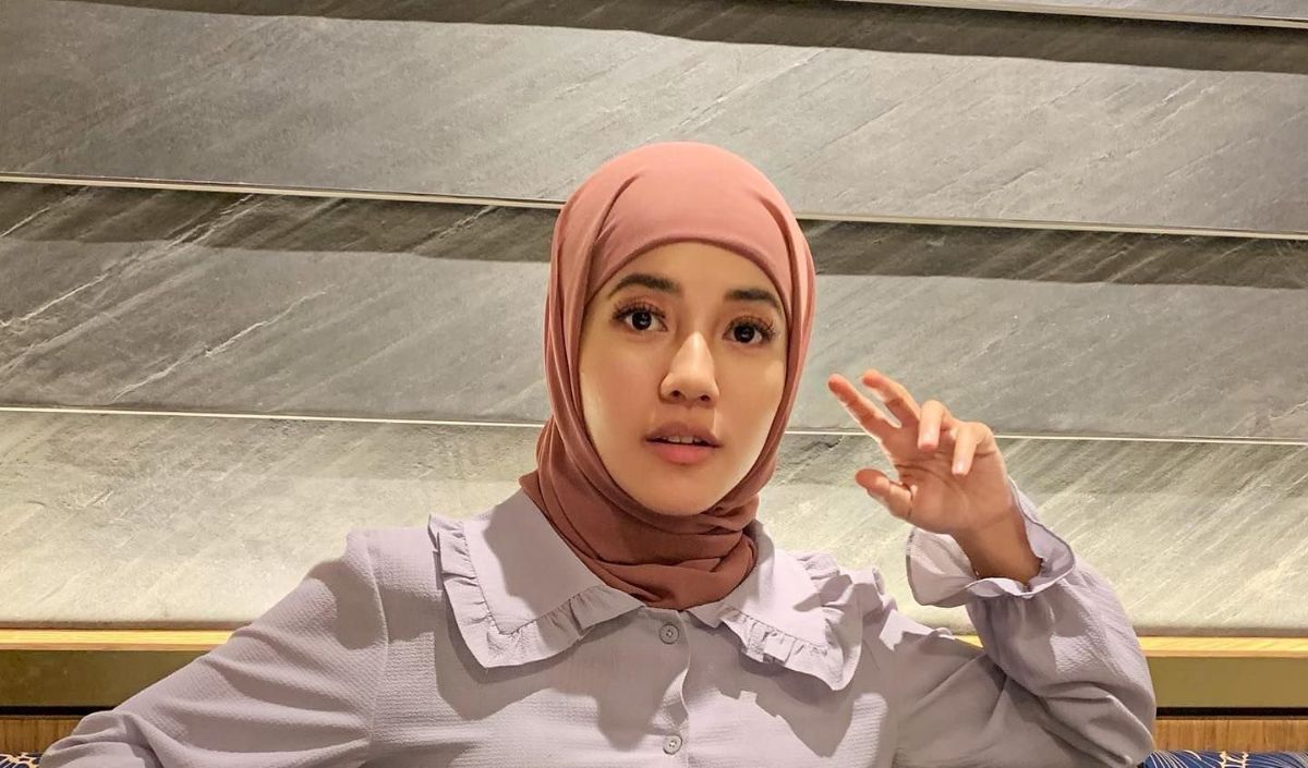 Yusuf Averoes Sungkar dan Yofina Pradani