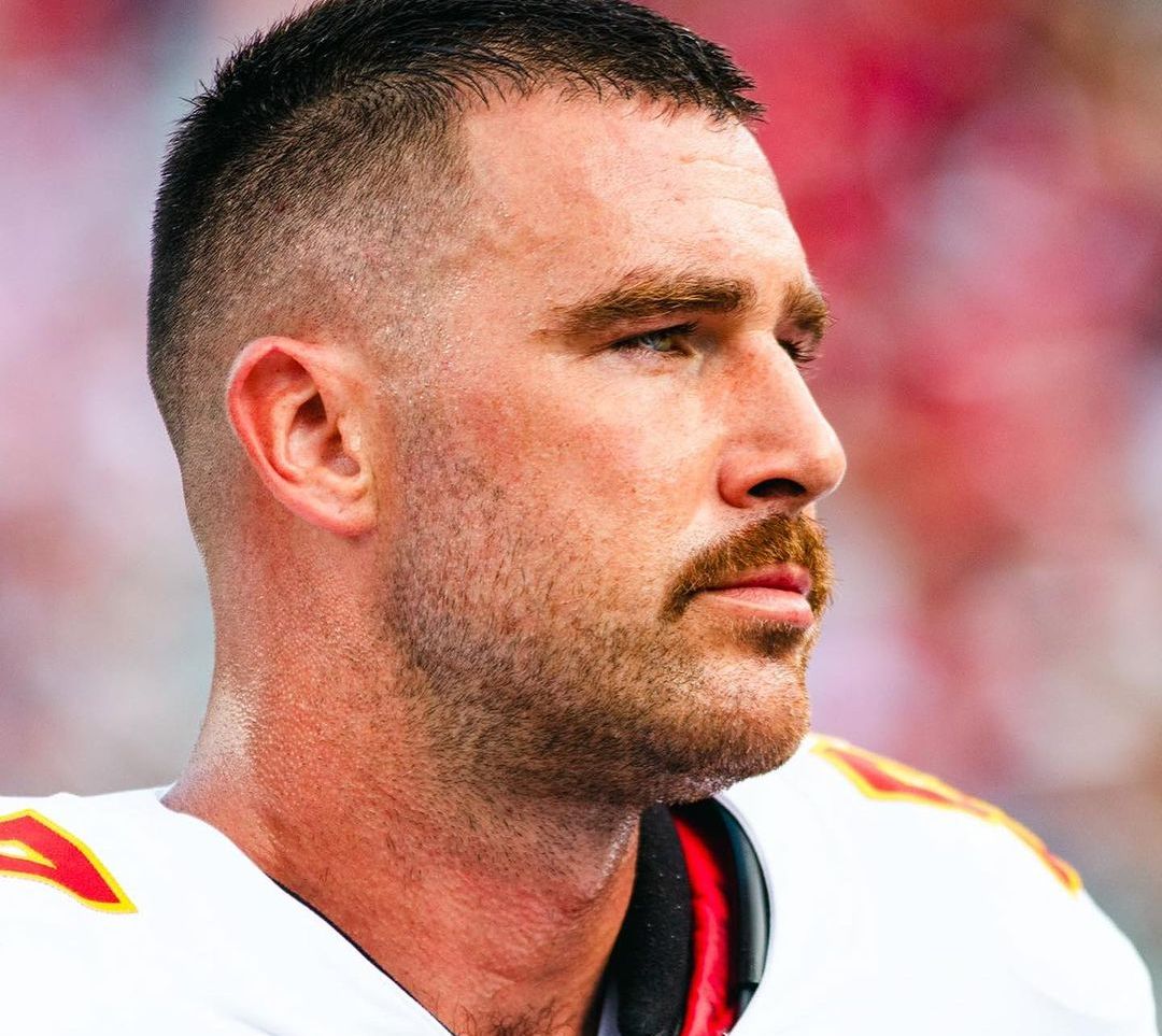 Travis Kelce jersey sales increase 400% after Taylor Swift