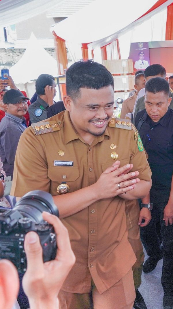 Beri Bantuan Alat Bantu Usaha, Bobby Nasution Ingin Produksi dan Pendapatan UMKM Meningkat