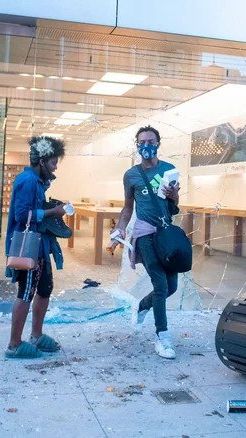 Ratusan Remaja Jarah iPhone 15 di Apple Store AS, Ternyata Ini Penyebabnya