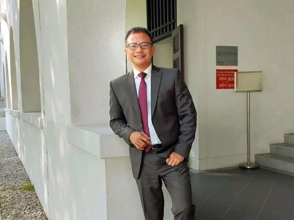 Potret Seleb yang Banting Setir Jadi PNS, Kesehariannya Disorot