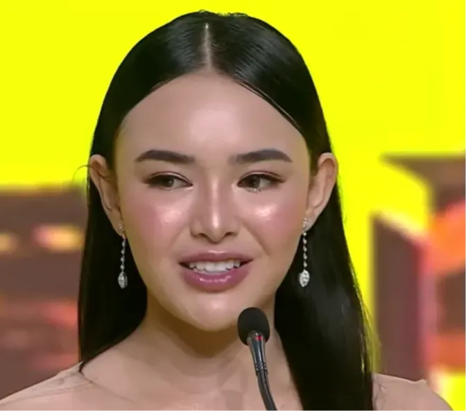 Sama-Sama Hadiri Acara Indonesian Television Awards, Penampilan Amanda Manopo dan Arya Saloka Bikin Salfok