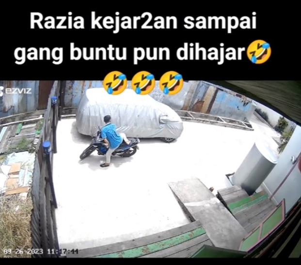 Viral Aksi Pemotor Hindari Tilang Polisi Malah Terjebak di Gang Buntu, Sudah Ngumpet tetap Ketahuan