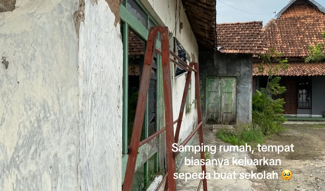 8. Tempat Nyimpan Sepeda