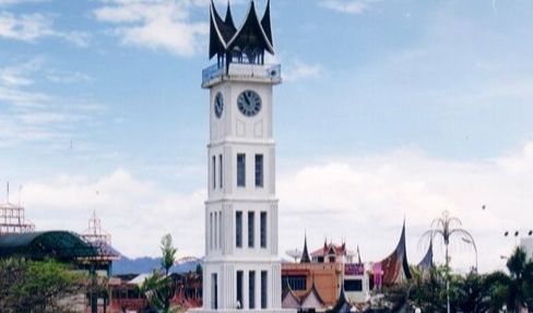 5. Jam Gadang