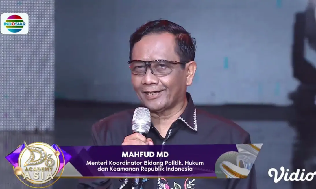 Ngeriung dengan Mahfud MD, Ekonom Dukung Tegakkan Hukum Demi Kepastian Bisnis dan Investasi