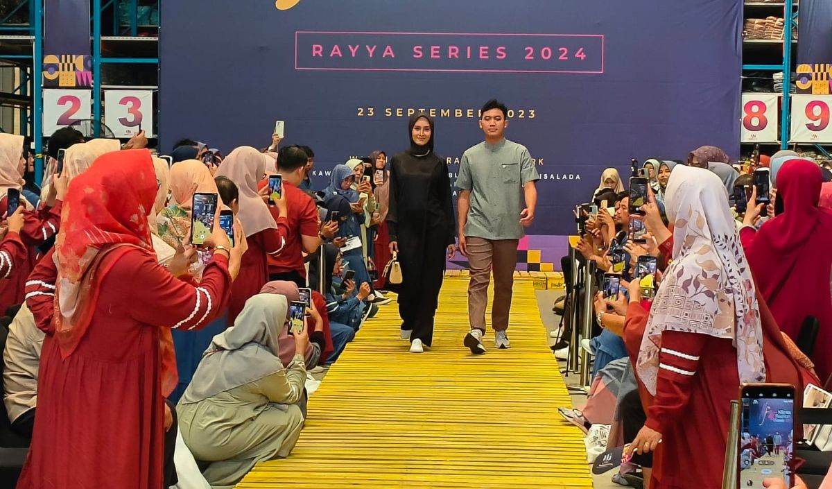 Hadirkan 19 Busana Apik