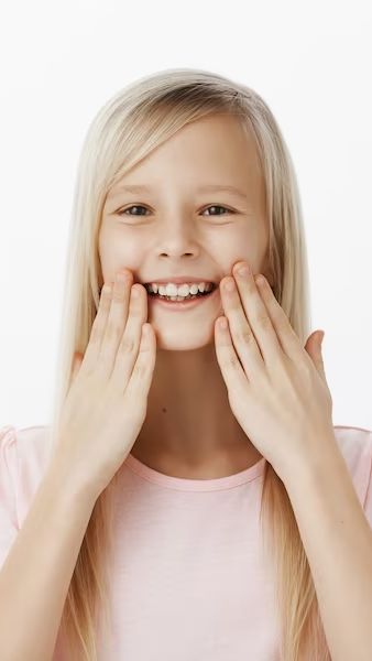 Namun, seringkali, gigi anak masih bisa berlubang meskipun sudah rajin menggosok gigi. Berikut 7 penyebab gigi berlubang pada anak meski sudah menjalani rutinitas kebersihan gigi dengan baik.