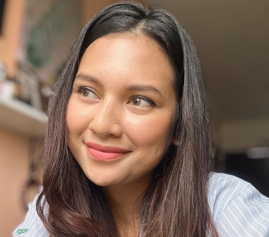 Inspirasi Makeup Glowing Manja Indah Permatasari