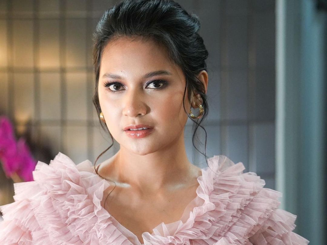 Inspirasi Makeup Glowing Manja Indah Permatasari