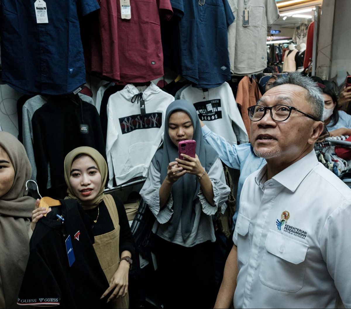 FOTO: Begini Suasana Pasar Tanah Abang Usai TikTok Shop Resmi Dilarang ...