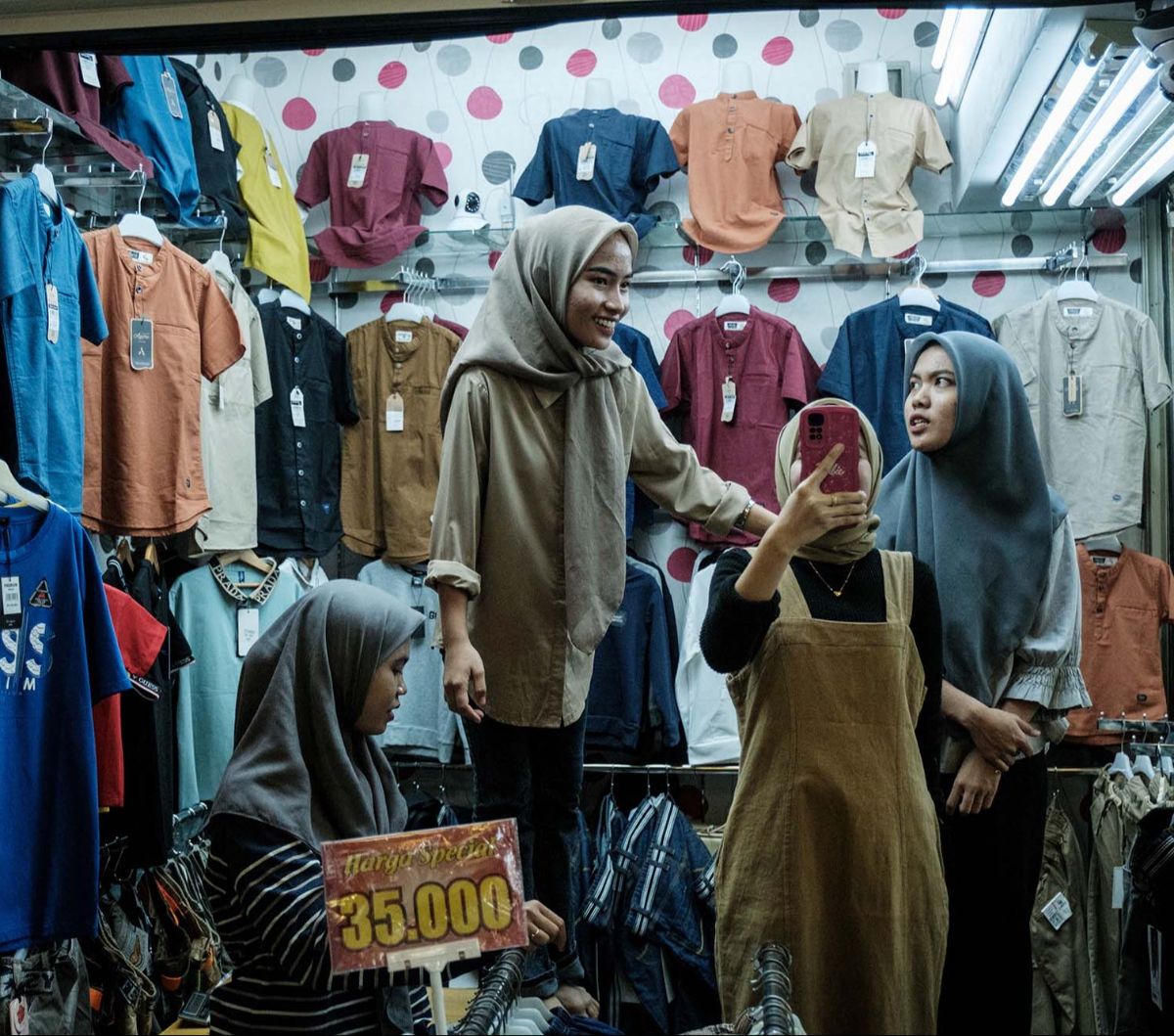 FOTO: Begini Suasana Pasar Tanah Abang Usai TikTok Shop Resmi Dilarang ...