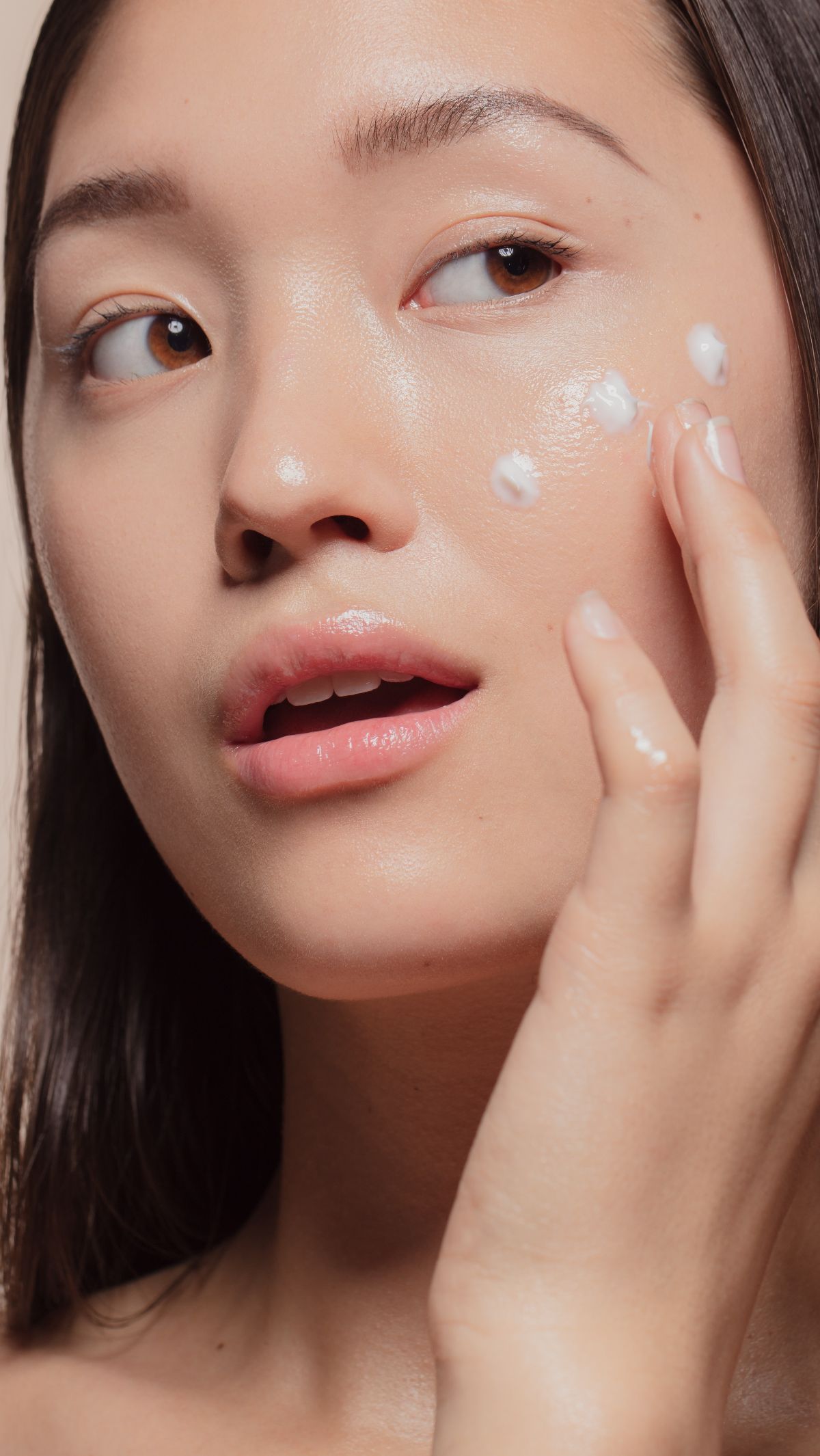Jangan Buang Skincare yang Tidak Cocok, Manfaatkan untuk Hal Ini