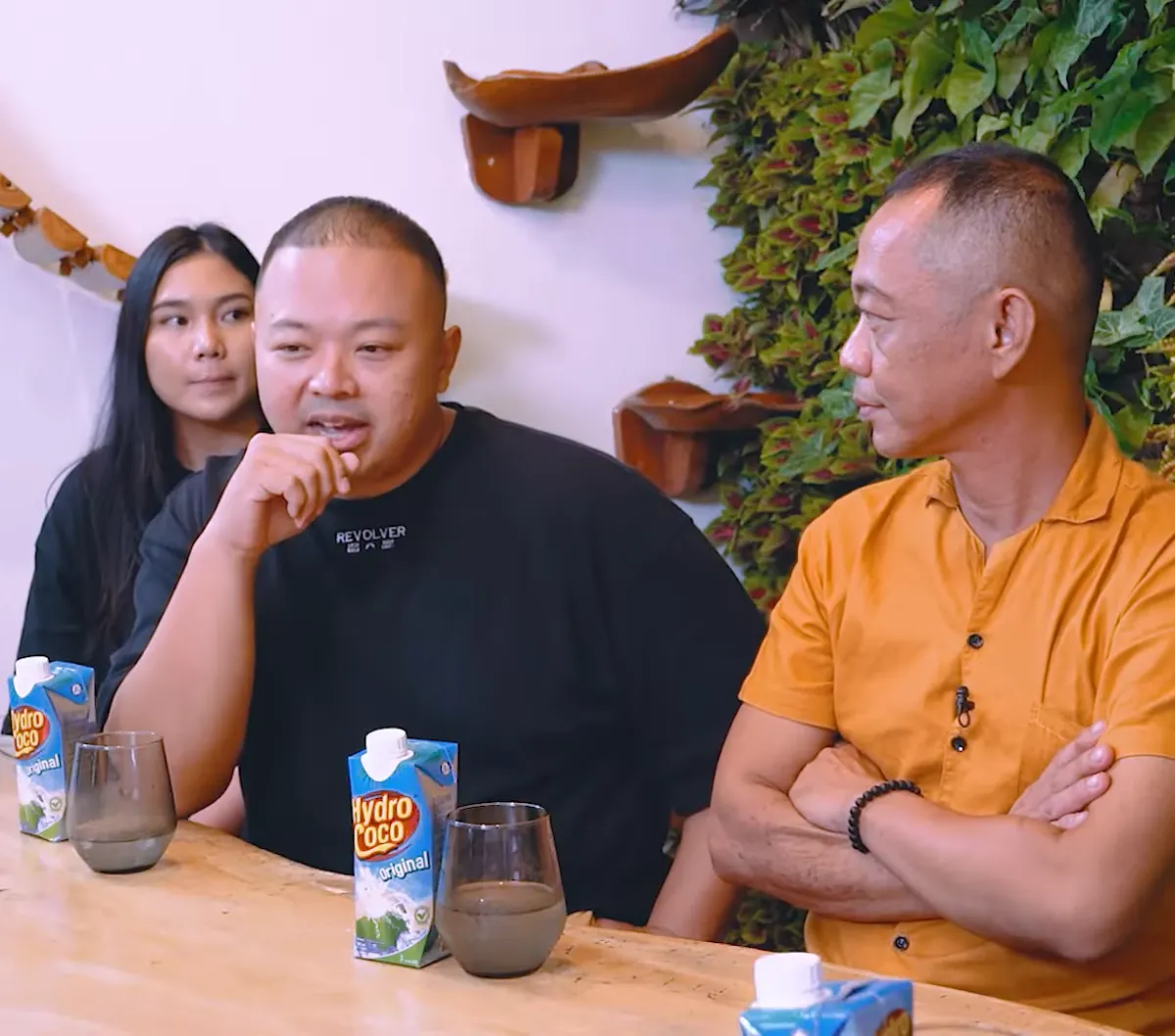 Bayaran Fantastis Food Vlogger Codeblu yang Viral Didoxing Farida Nurhan
