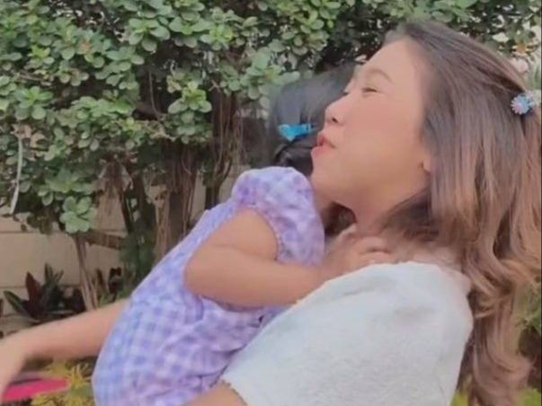 Baru Terungkap! Ini Sosok Putri Angkat Kiky Saputri