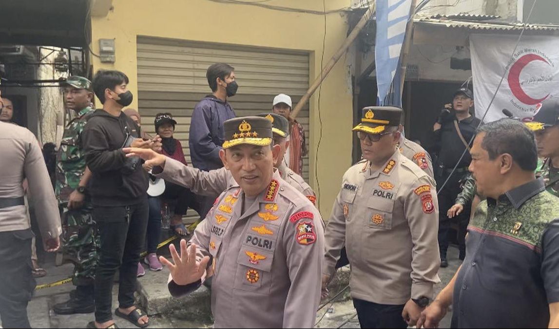1. Listyo Sigit Prabowo
