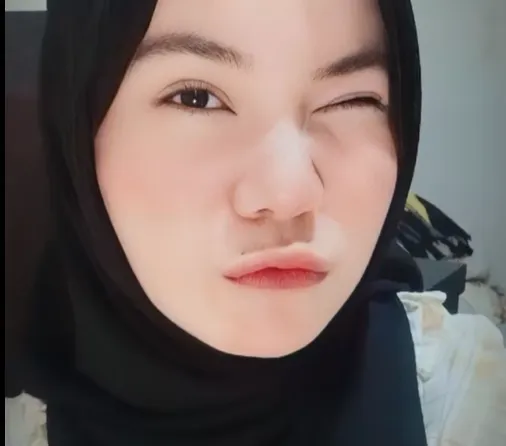 Wanita Menolak Saat Dimintai Instagram, Setia Pada Pacar