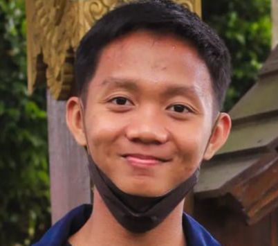 Dari kesembilan universitas di atas, Natan akhirnya memilih Nanyang Technological University jurusan Environmental Earth System Science sebagai jenjang pendidikan sarjananya.<br>