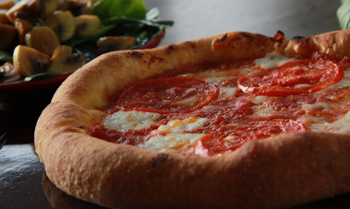 7 Best Pizza Types from Around the World That Are Worth Try