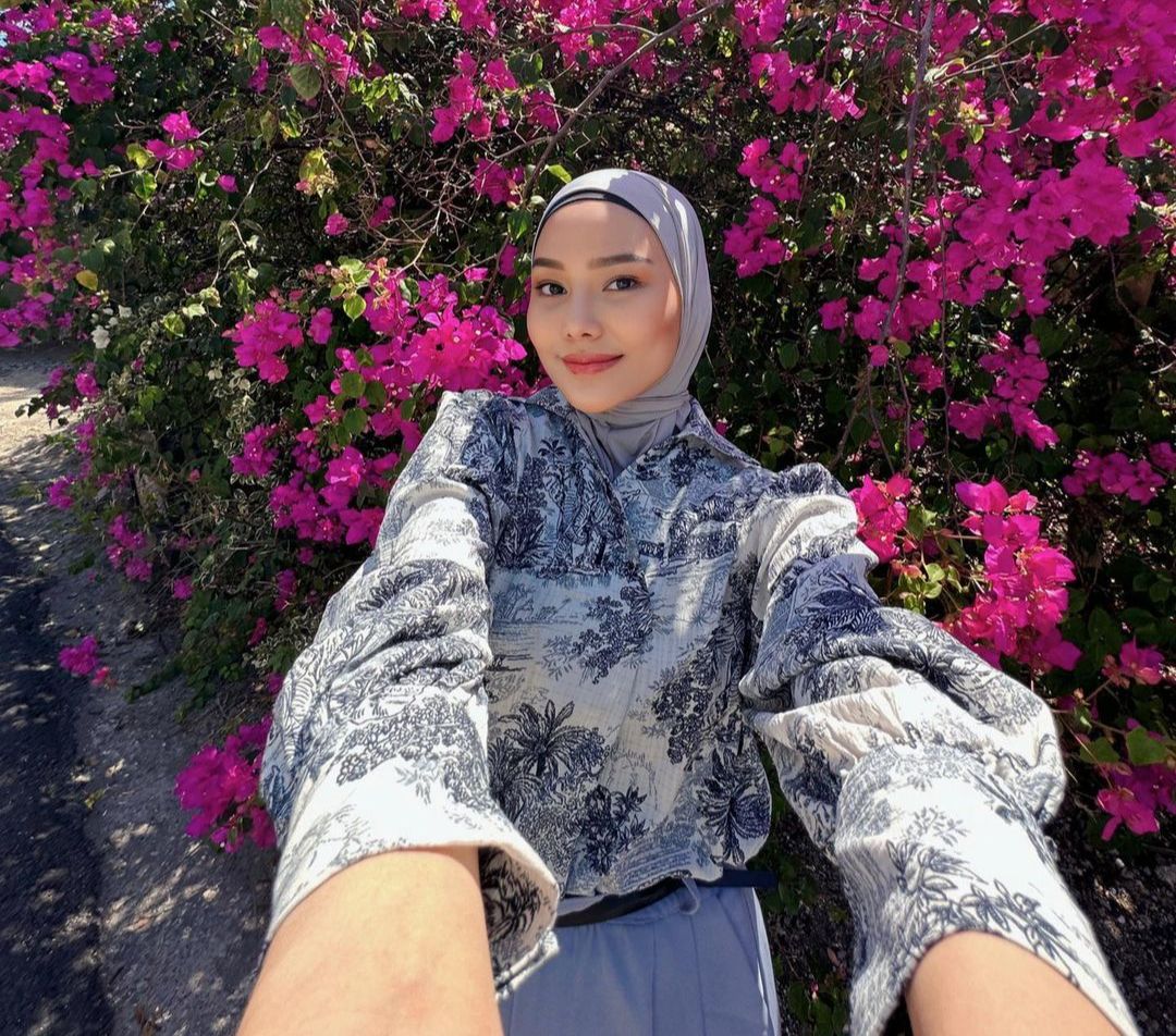 Tengok Outfit Comfy Dara Arafah Saat Liburan di Bali