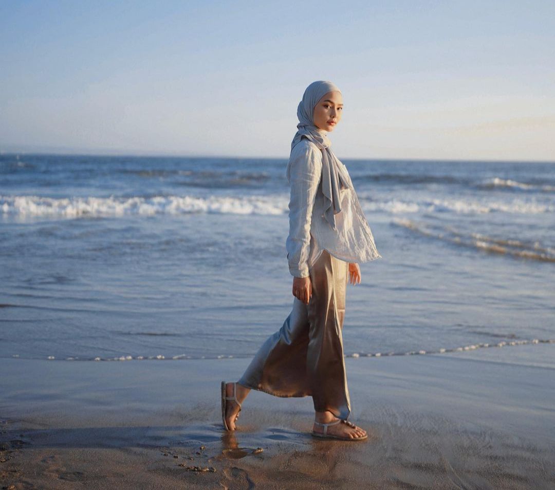 Tengok Outfit Comfy Dara Arafah Saat Liburan di Bali