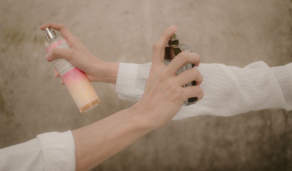 Semprotkan Parfum dengan Benar