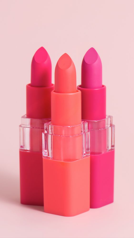 Tampil Menonjol dengan Lipstik Bold
