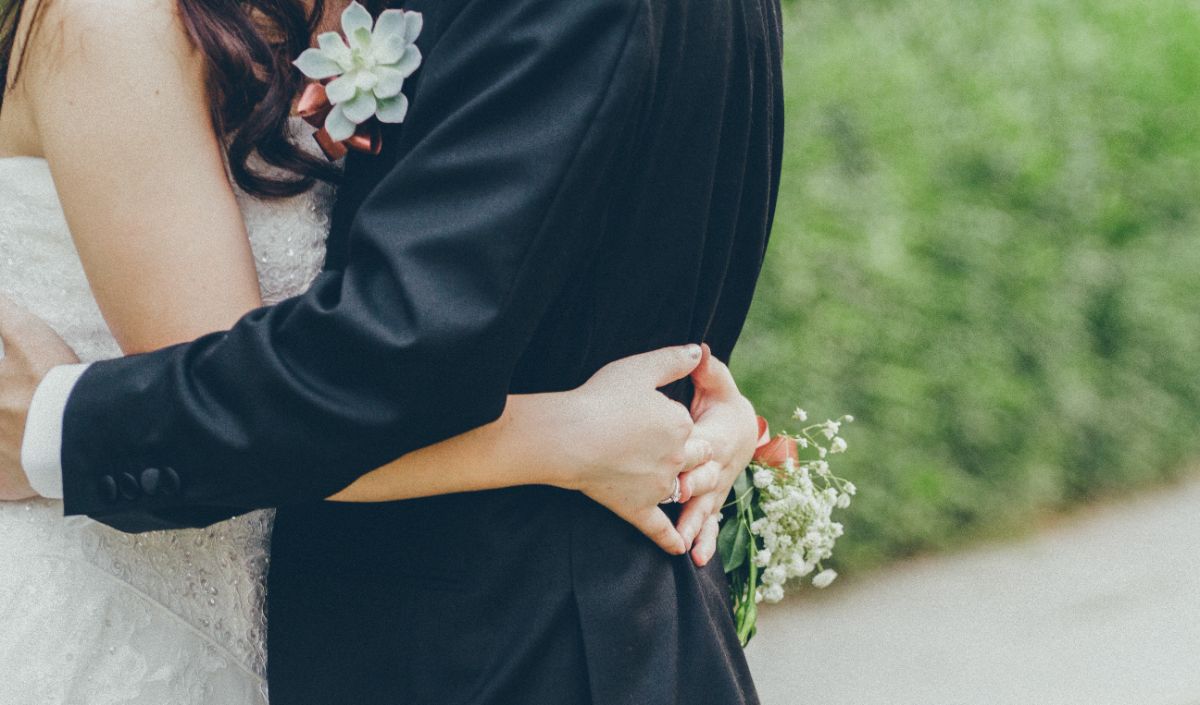 Arti Mimpi Menikah bagi Orang Single