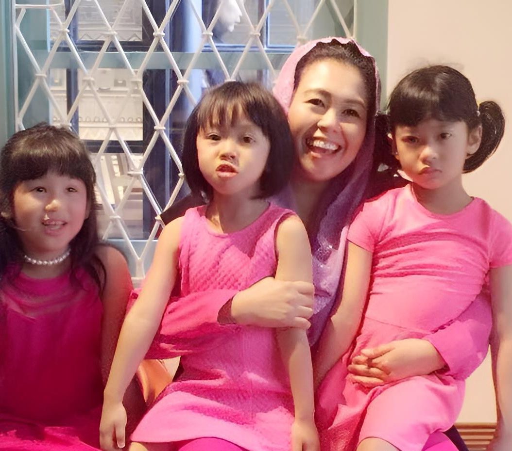Wanita yang Jadi Pengantin Jawa Ini Digadang-gadang Jadi Cawapres di Pemilu 2024