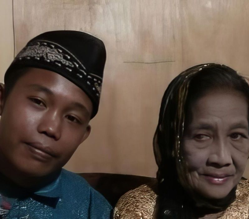 Nenek Rohaya Yang Menikahi Remaja Slamet Dengan Beda Usia 55 Tahun Meninggal Dunia