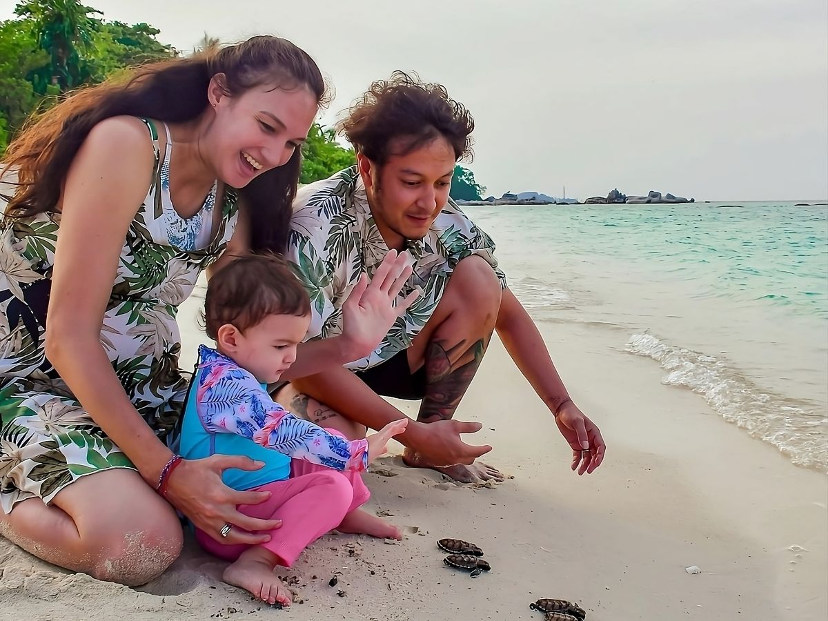 Seru! Babymoon Nadine Chandrawinata di Hutan Mangrove dan Pantai