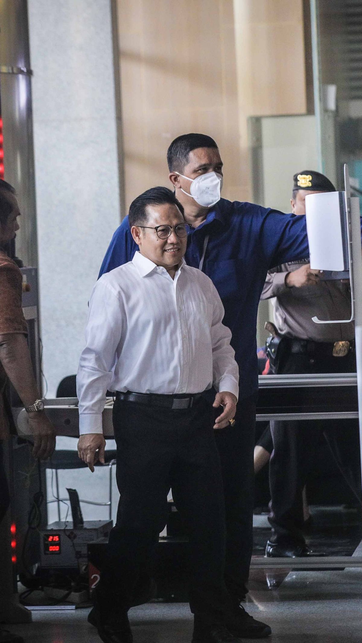 Dengan wajah yang tersenyum Ketua Umum PKB Muhaimin Iskandar alias Cak Imin tiba di Gedung KPK, Jakarta, Kamis (7/9/2023).