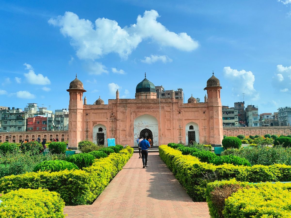 1. Lalbagh Fort