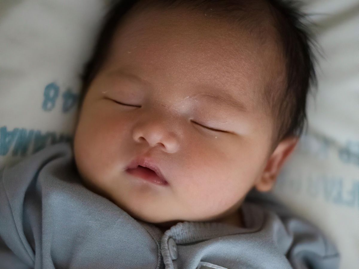 Kurangi Camilan Siang Bisa Bikin Bayi Tidur Lebih Lelap