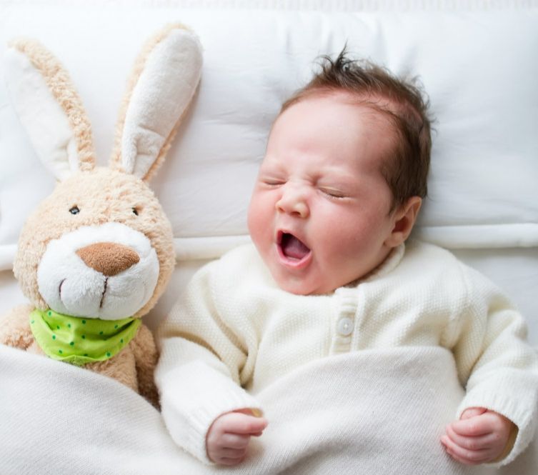 Kurangi Camilan Siang Bisa Bikin Bayi Tidur Lebih Lelap